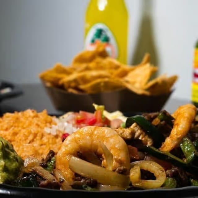 Fajita Trio Plate (3 Meats).